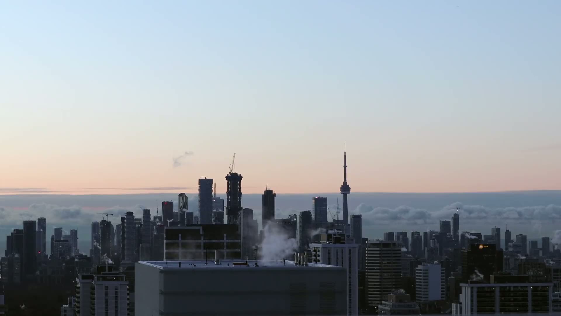 Toronto skyline and the CN Tower at twilight